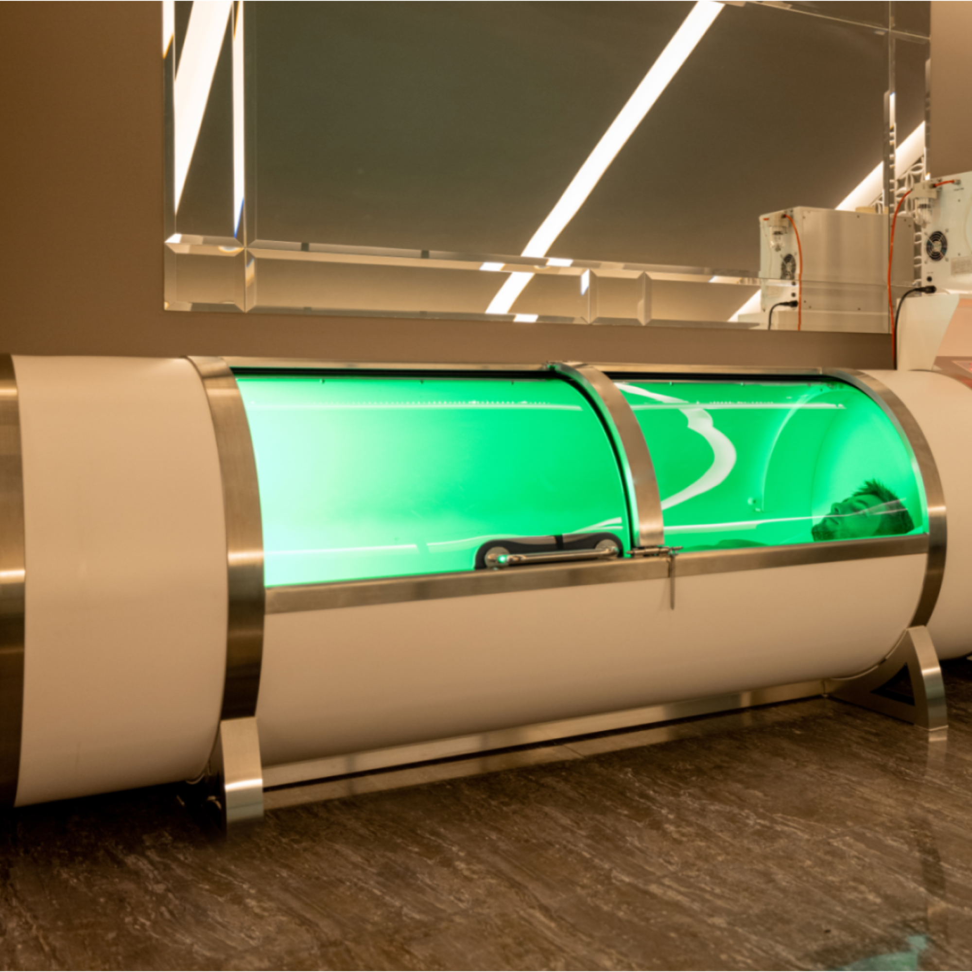 VitalVault Ocean Hyperbaric Oxygen Chamber - Home Use